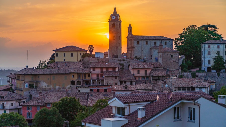 15 borghi da visitare in Langhe Monferrato Roero